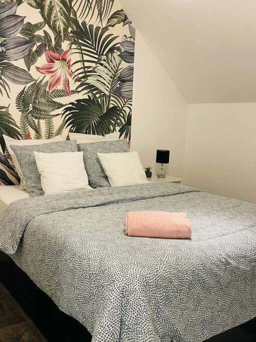 Studio Du Chateau Apartment ฌอม-ซัวร์-มาร์น ภายนอก รูปภาพ