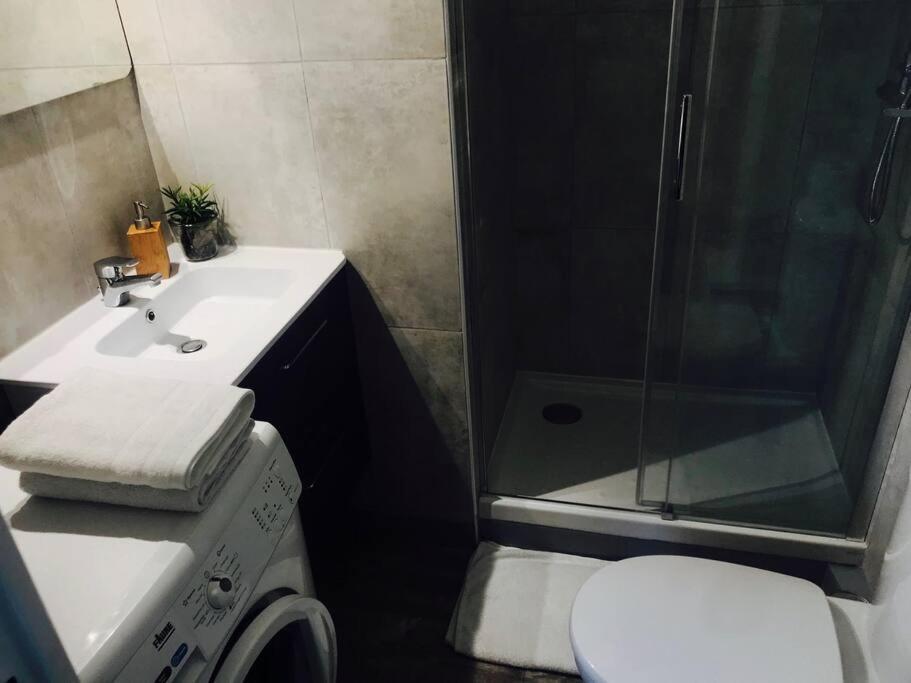 Studio Du Chateau Apartment ฌอม-ซัวร์-มาร์น ภายนอก รูปภาพ